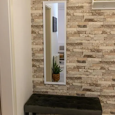 Sia *