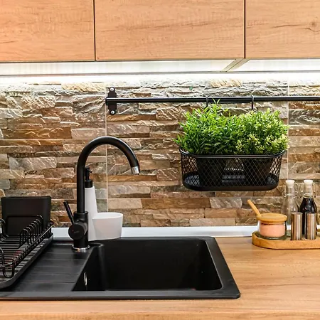 Sia Apartment *